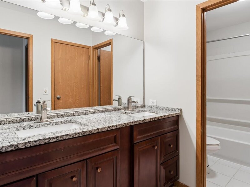 1440 Carleton Avenue Naperville IL 60565