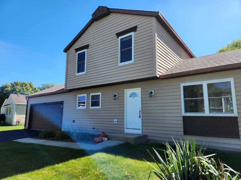 1440 Carleton Avenue Naperville IL 60565