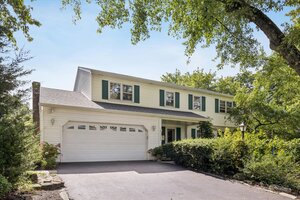 Photo of 27 Oakwood Street Winfield IL 60190