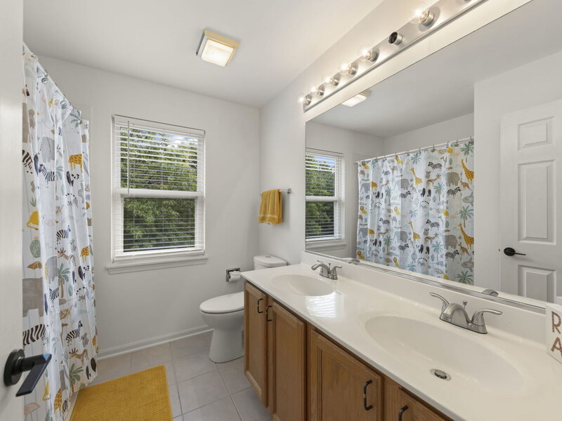 71 Cold Spring Court Aurora IL 60506