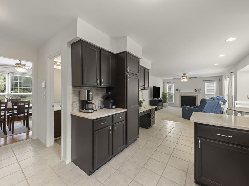 71 Cold Spring Court Aurora IL 60506