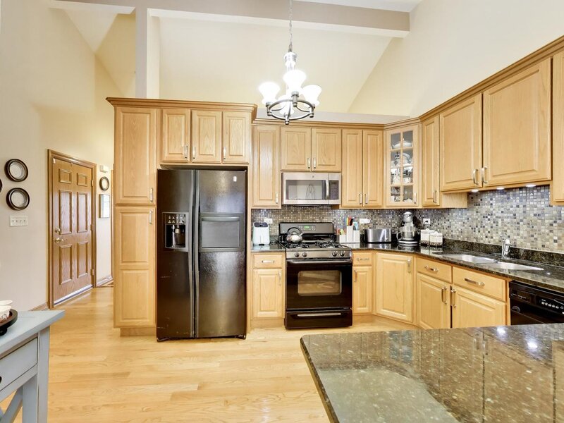 11 Deer Trail Court Burr Ridge IL 60527