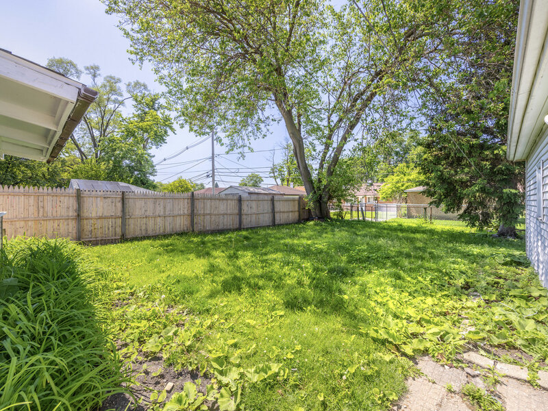 15524 Gouwens Lane South Holland IL 60473