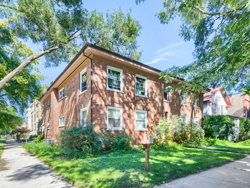 1930 W Birchwood Avenue Chicago IL 60626