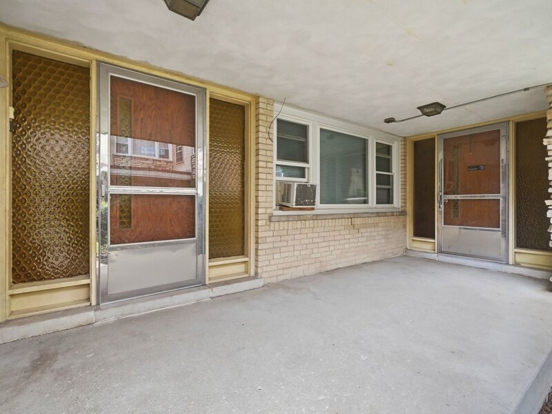 6968 W Diversey Avenue Chicago IL 60707