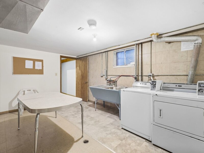 6968 W Diversey Avenue Chicago IL 60707
