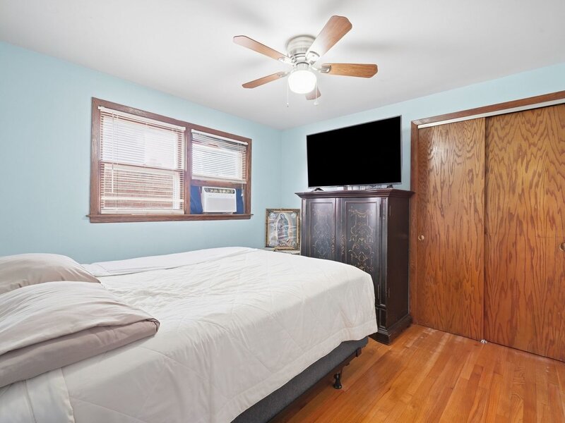 6968 W Diversey Avenue Chicago IL 60707