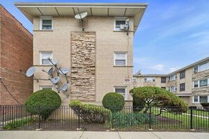 Photo of 6968 W Diversey Avenue Chicago IL 60707 Unit 8