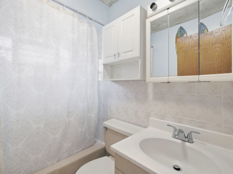 6968 W Diversey Avenue Chicago IL 60707