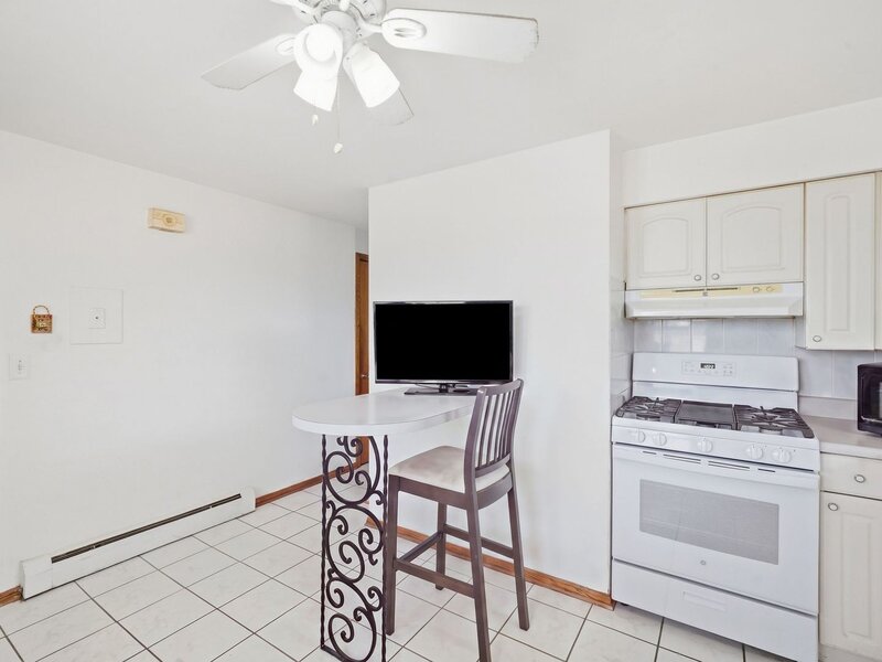 6968 W Diversey Avenue Chicago IL 60707