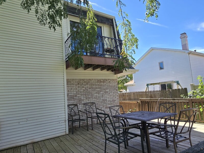 2020 E 169th Place South Holland IL 60473