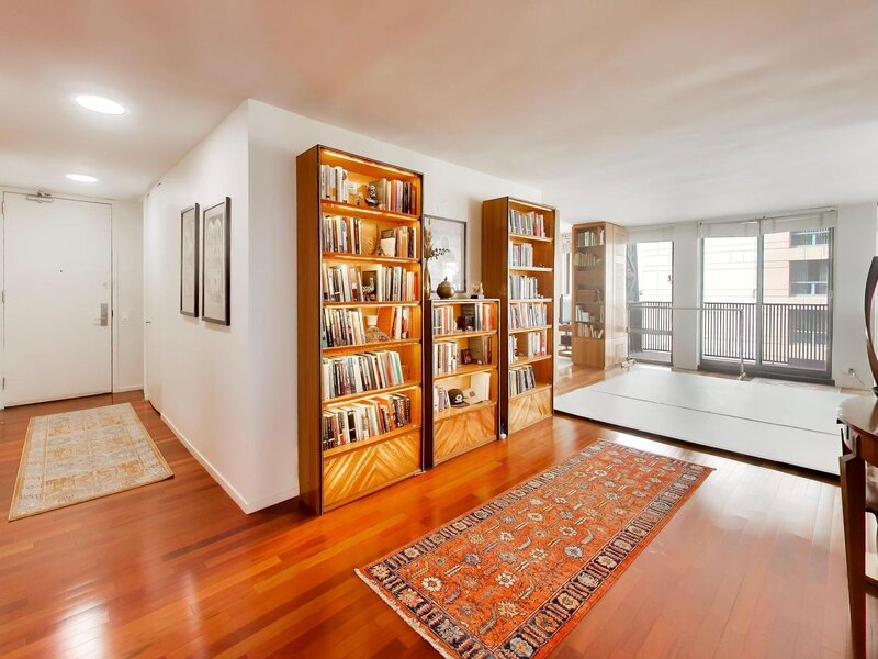 200 E Delaware Place Chicago IL 60611