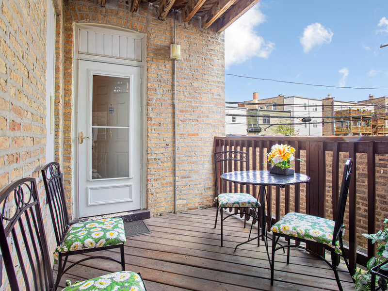 3512 W Leland Avenue Chicago IL 60625