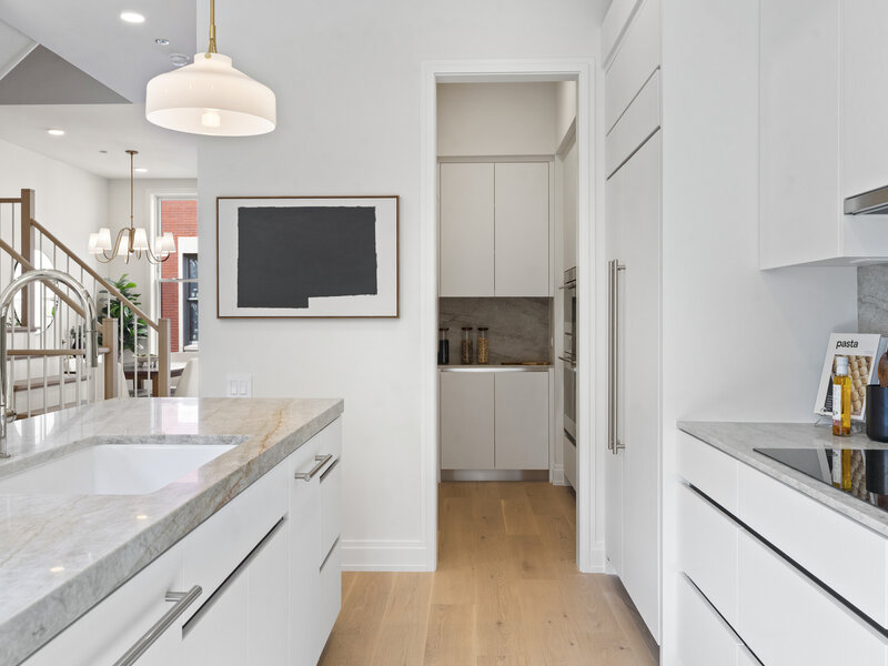2333 N Cambridge Avenue Chicago IL 60614