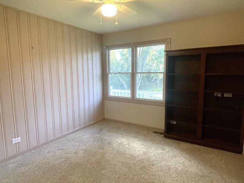 203 Emerson Court Bloomingdale IL 60108