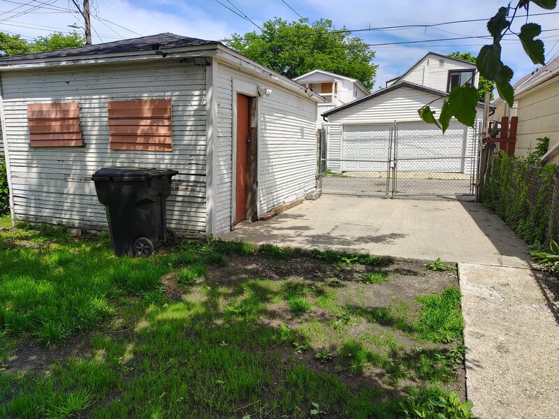 2243 N Kedvale Avenue Chicago IL 60639