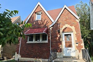Photo of 1935 Wenonah Avenue Berwyn IL 60402