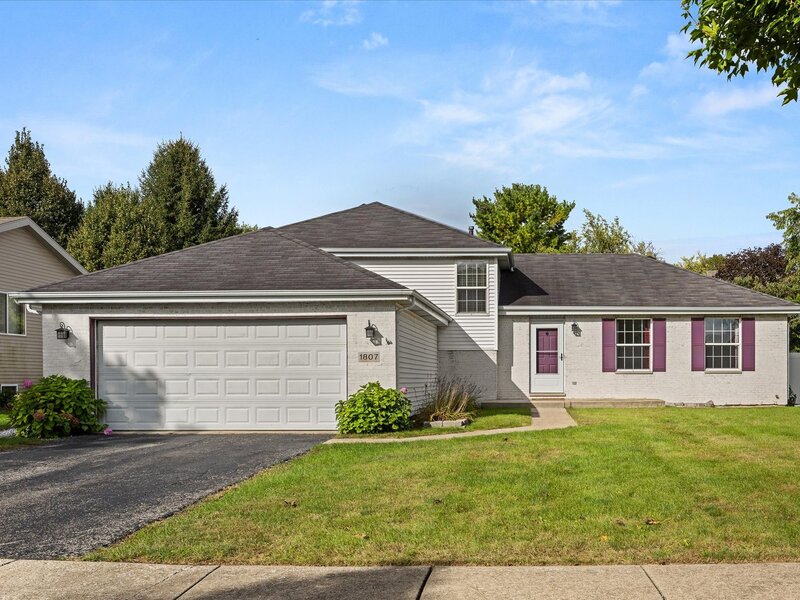 1807 Larkspur Drive Plainfield IL 60586