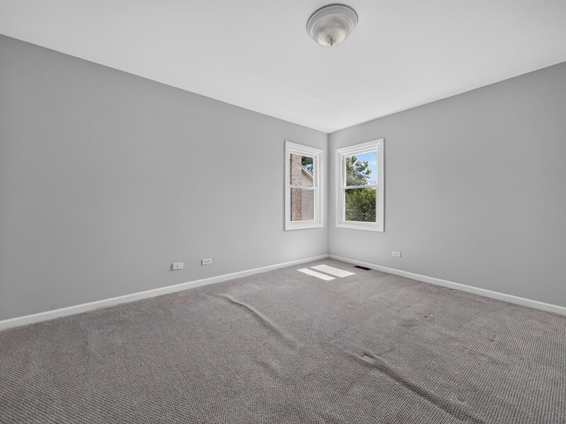 17 Chapel Hill Court Westmont IL 60559