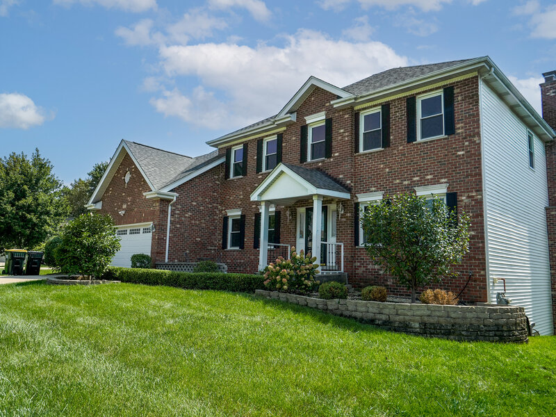 17 Chapel Hill Court Westmont IL 60559