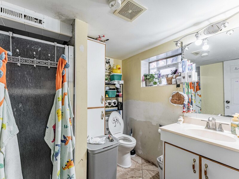 3920 W 84th Place Chicago IL 60652