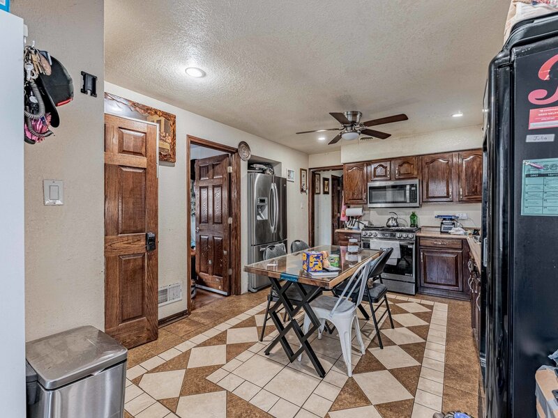 3920 W 84th Place Chicago IL 60652