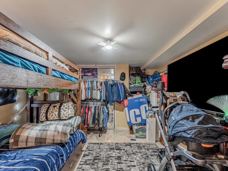 3920 W 84th Place Chicago IL 60652