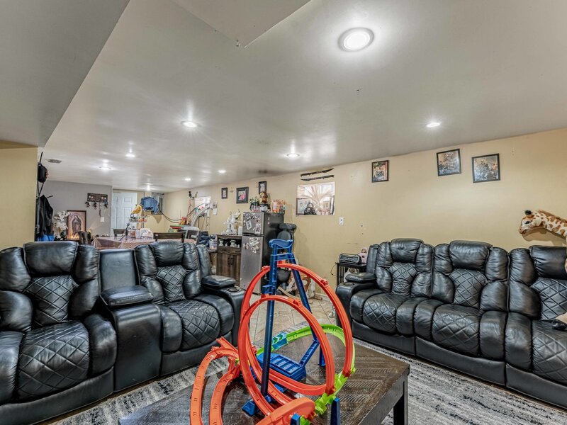 3920 W 84th Place Chicago IL 60652