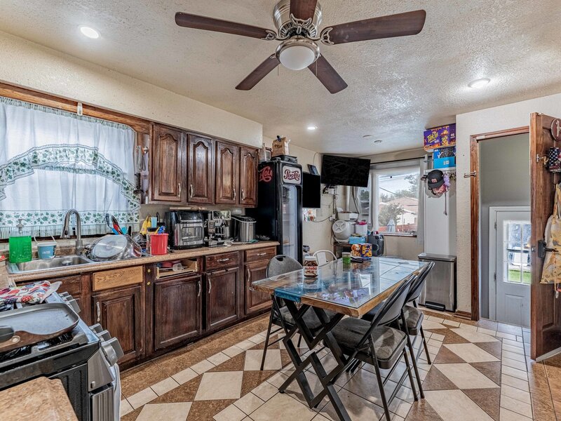 3920 W 84th Place Chicago IL 60652