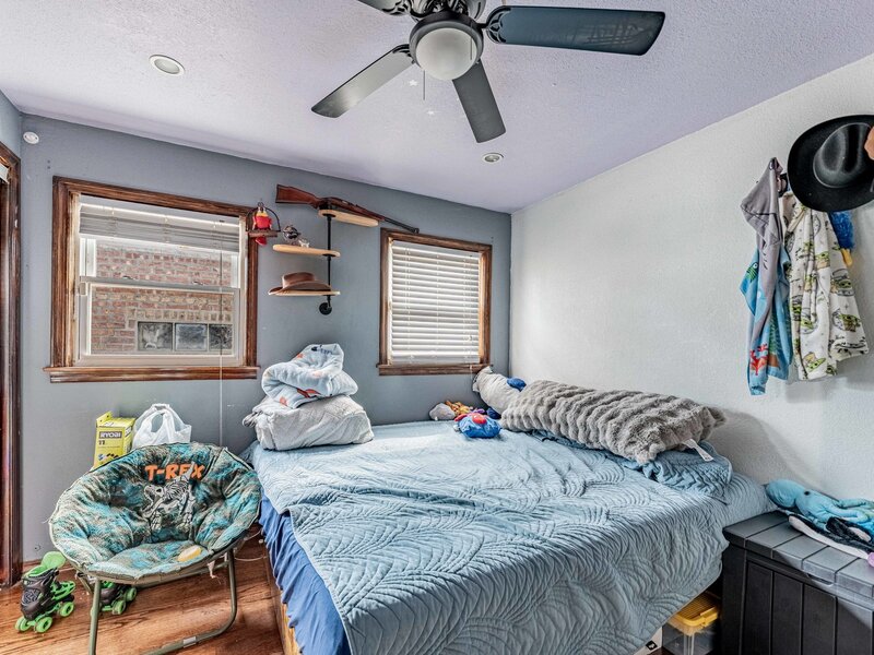 3920 W 84th Place Chicago IL 60652