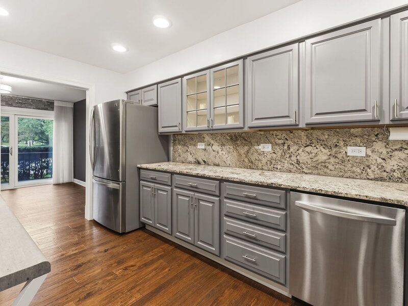 101 Lake Hinsdale Drive Willowbrook IL 60527