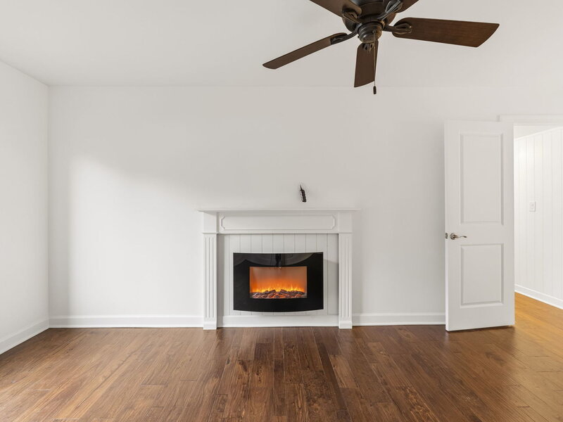 101 Lake Hinsdale Drive Willowbrook IL 60527