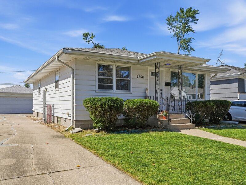 18460 Oakwood Avenue Lansing IL 60438