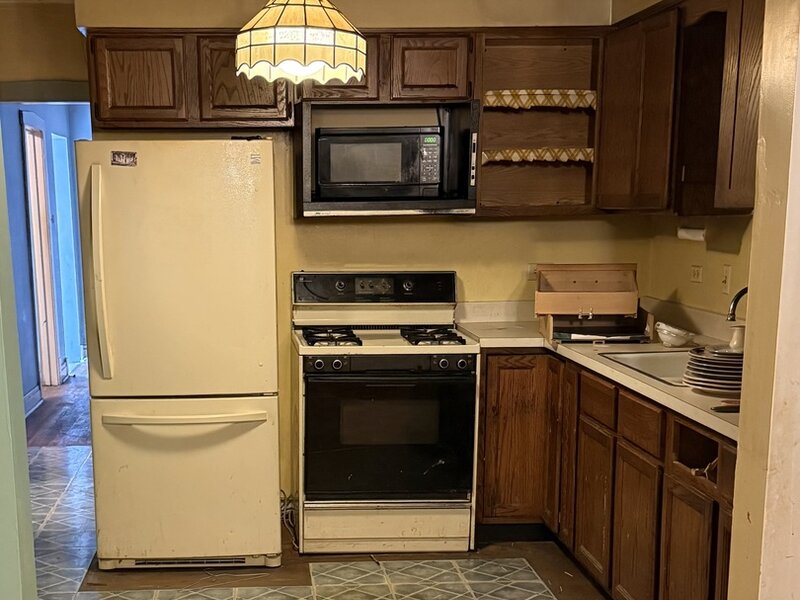 8636 Palmer Street River Grove IL 60171