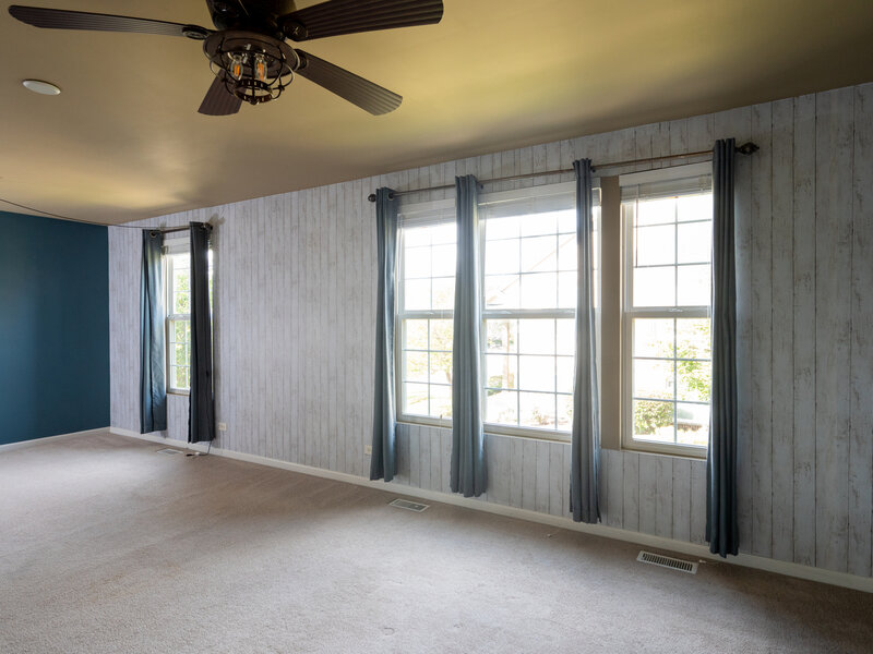 250 Devoe Drive Oswego IL 60543