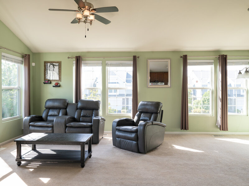250 Devoe Drive Oswego IL 60543