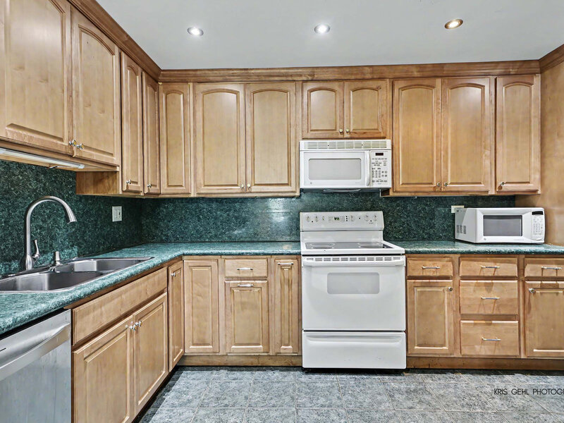 1243 E Baldwin Lane Palatine IL 60074