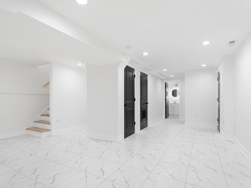 6627 S Saint Lawrence Avenue Chicago IL 60637