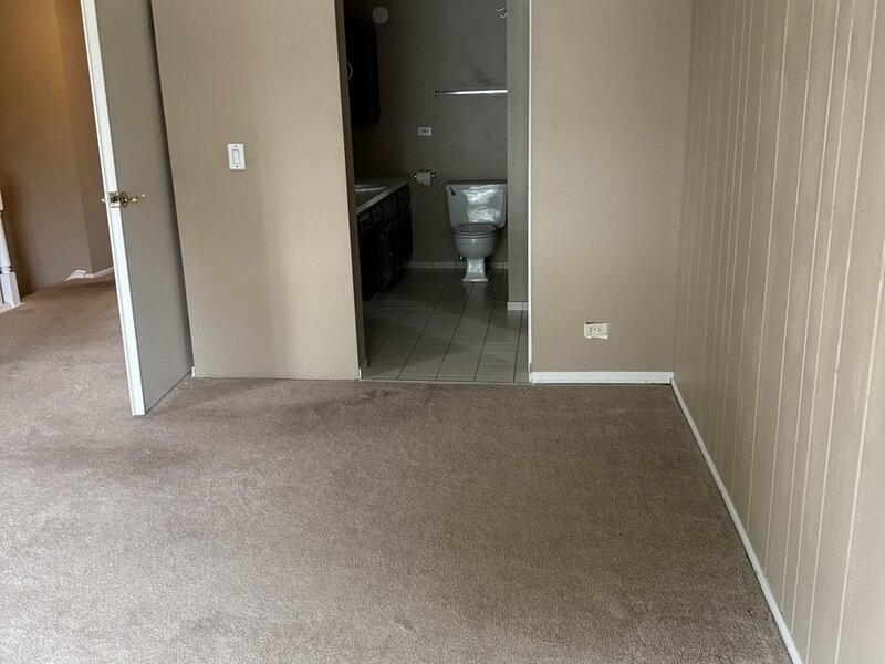 227 Lakeshore Lane Bloomingdale IL 60108
