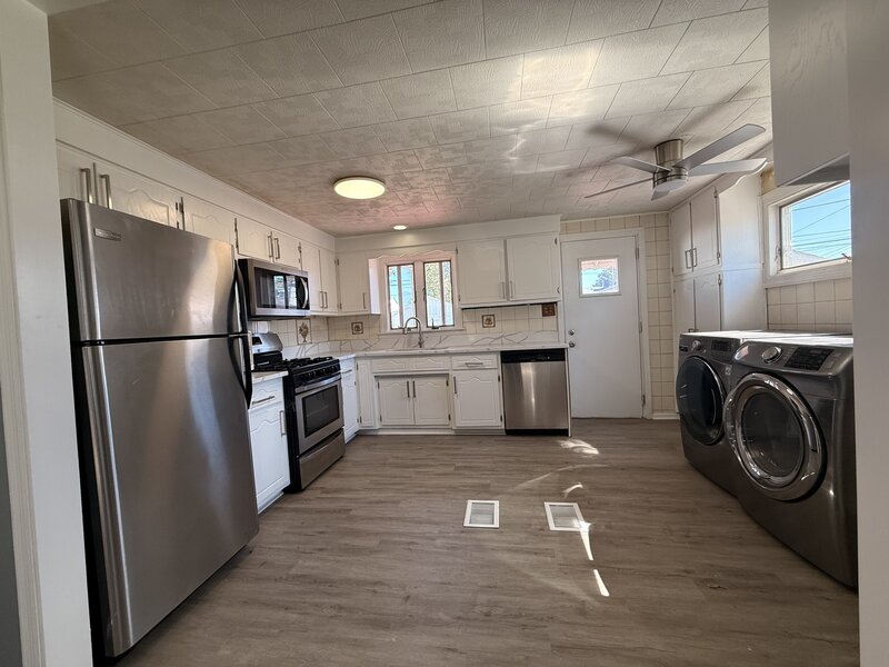 8803 S Kolin Avenue Hometown IL 60456