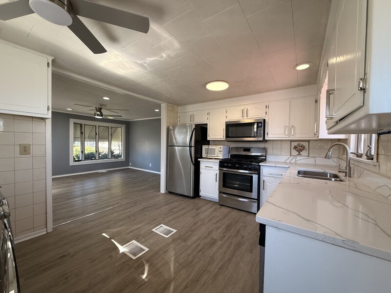 8803 S Kolin Avenue Hometown IL 60456