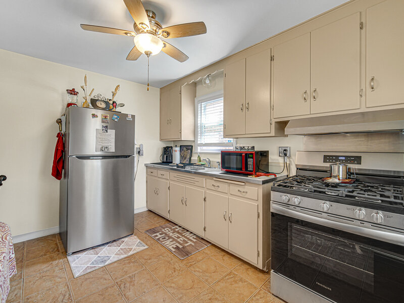 8610 S Vernon Avenue Chicago IL 60619
