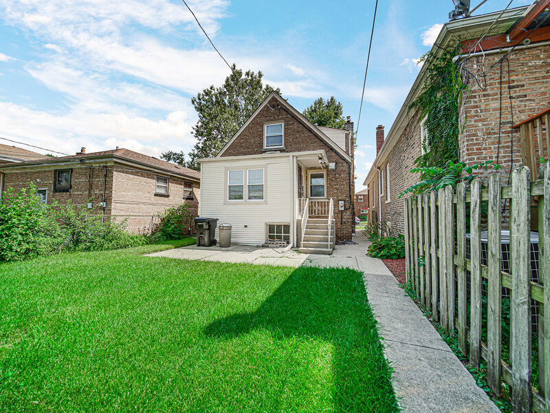 8610 S Vernon Avenue Chicago IL 60619