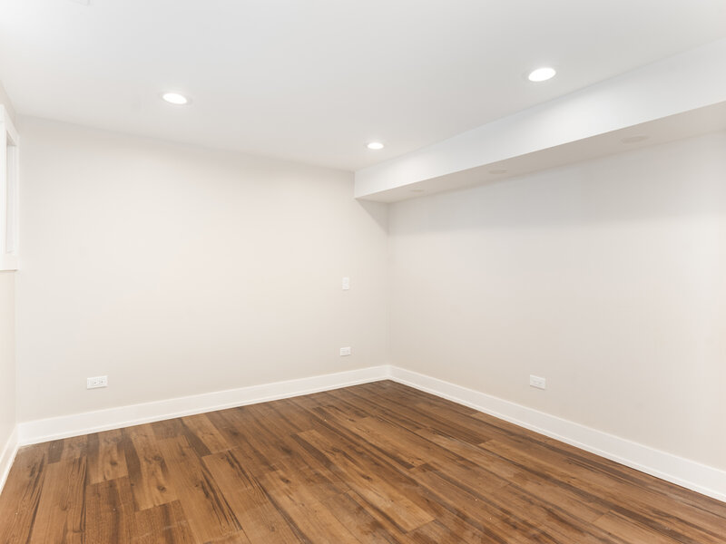 638 W 47th Street Chicago IL 60609