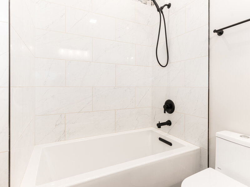 638 W 47th Street Chicago IL 60609