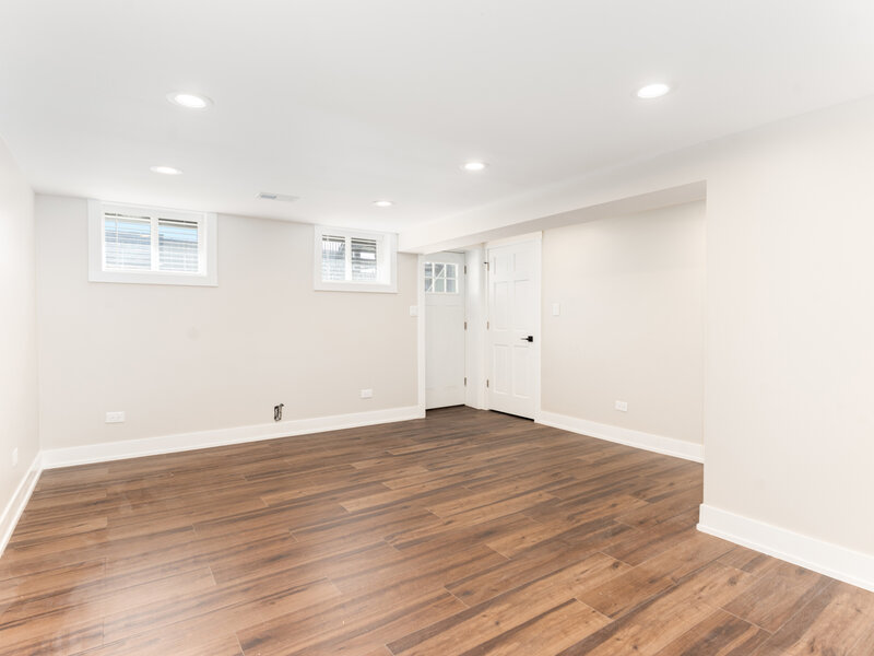 638 W 47th Street Chicago IL 60609