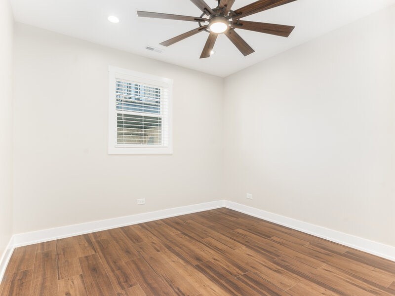 638 W 47th Street Chicago IL 60609