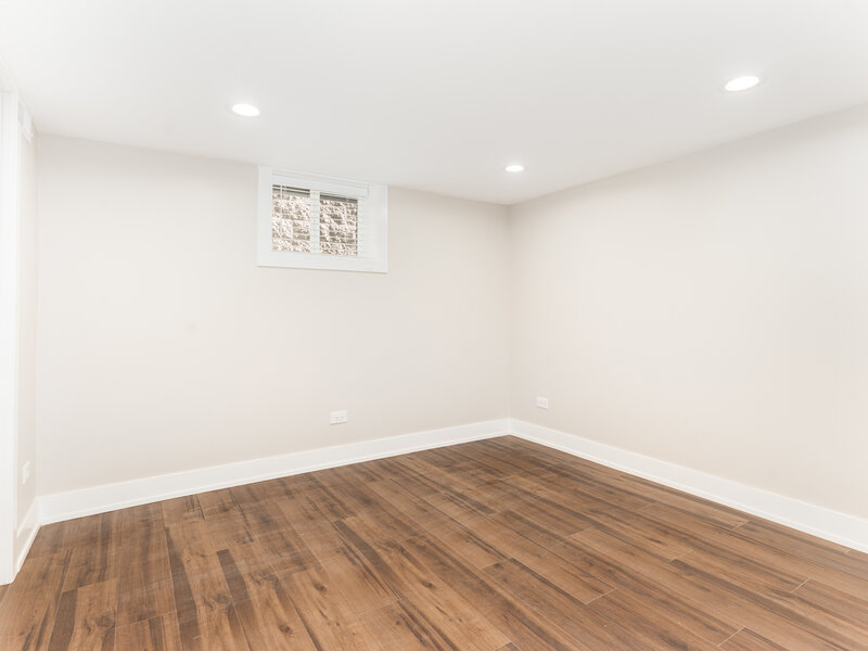 638 W 47th Street Chicago IL 60609