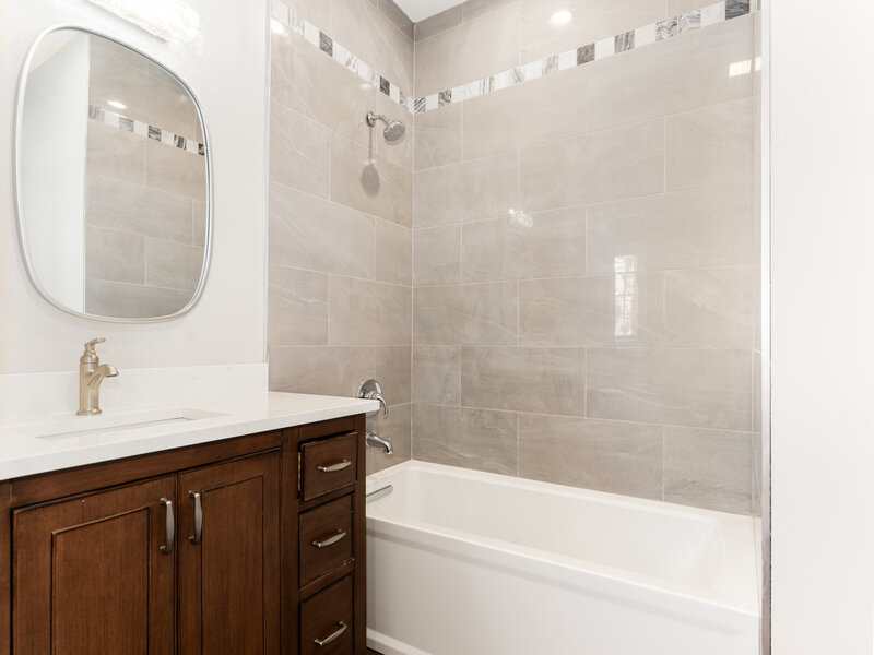 638 W 47th Street Chicago IL 60609