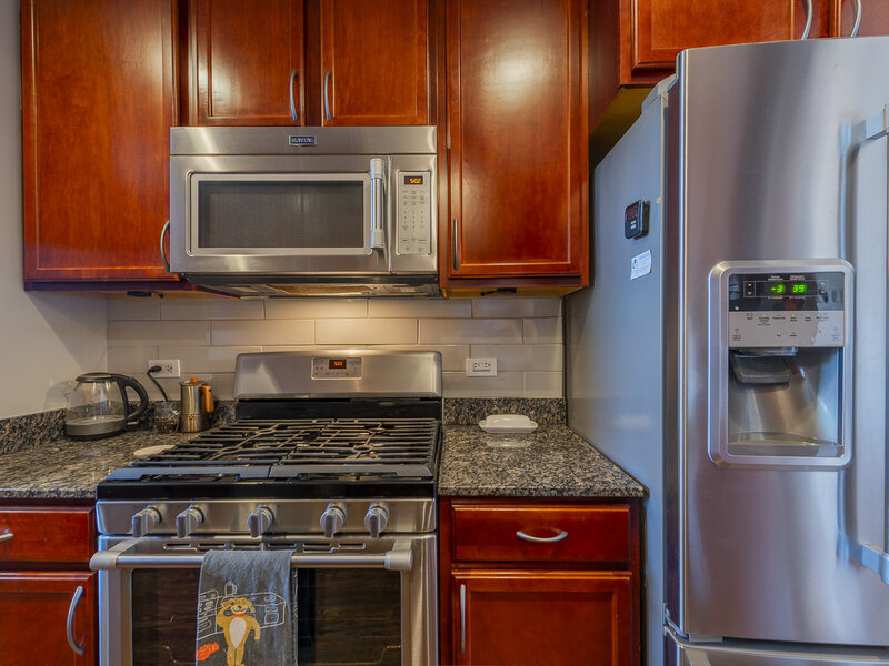 2651 W Greenleaf Avenue Chicago IL 60645